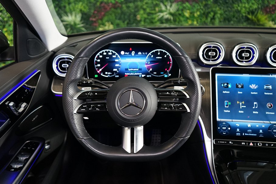 Mercedes-Benz Třída C 220d 4Matic