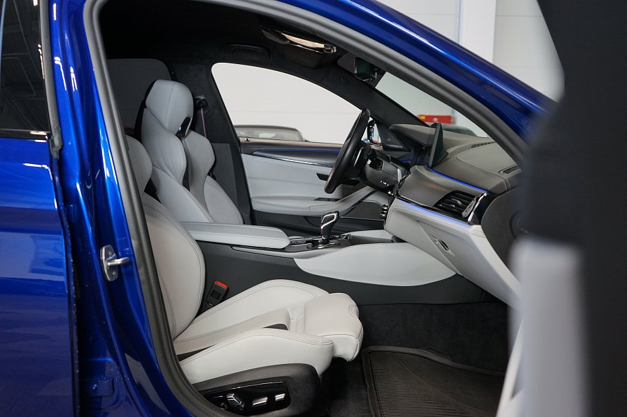 BMW M5 Competition