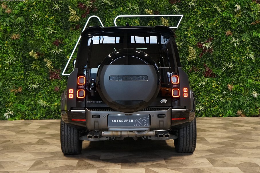 Land Rover Defender P525 110