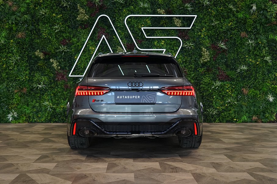 Audi RS 6 Avant TFSI quattro