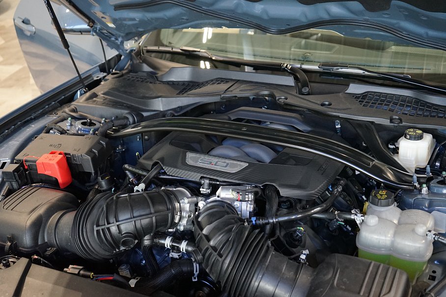Ford Mustang V8 Convertible
