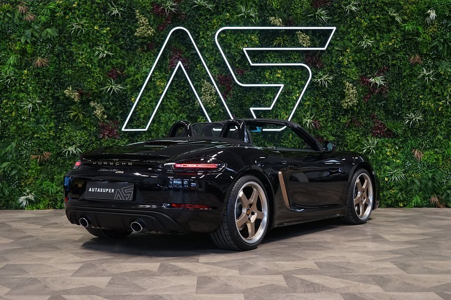 Porsche 718 Boxster 25 Limited Edition 985/1250