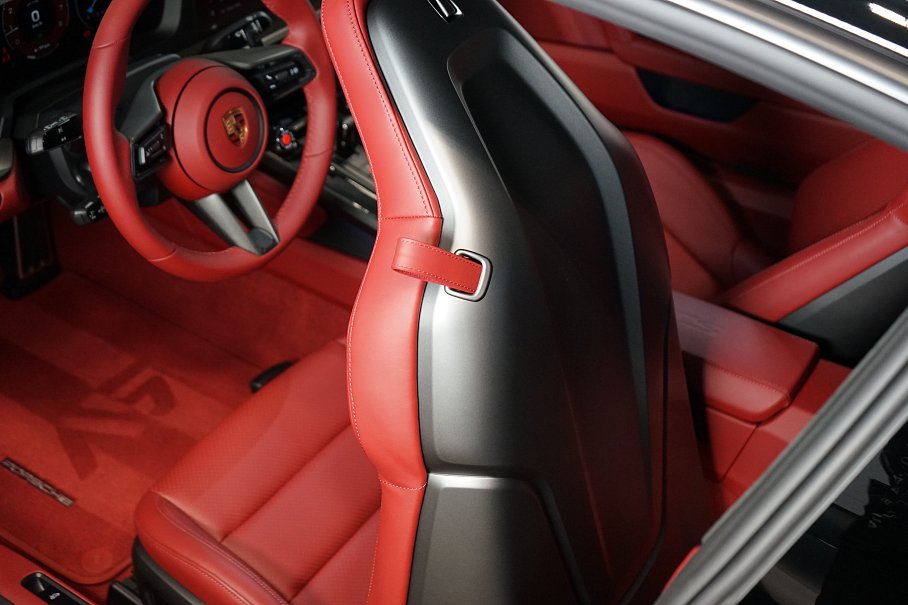 Porsche 911 992.2 GTS
