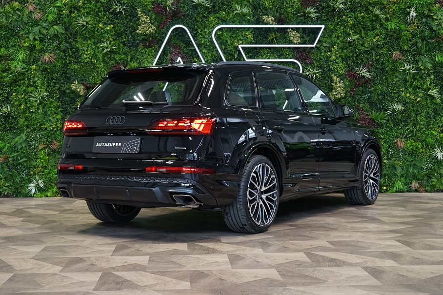 Audi Q7 50 TDI quattro