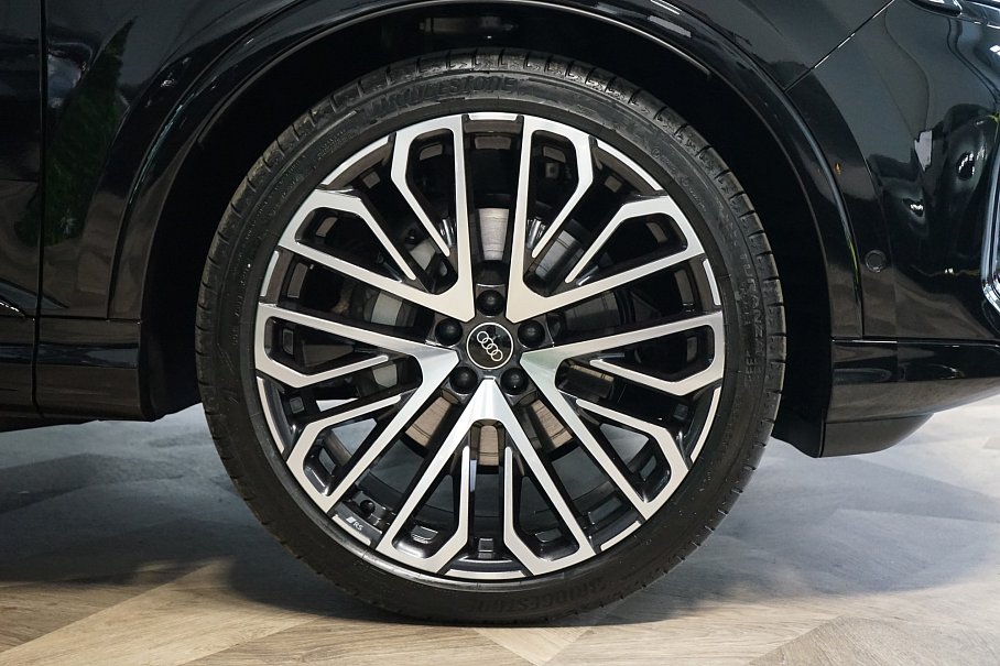 Audi Q7 50 TDI quattro