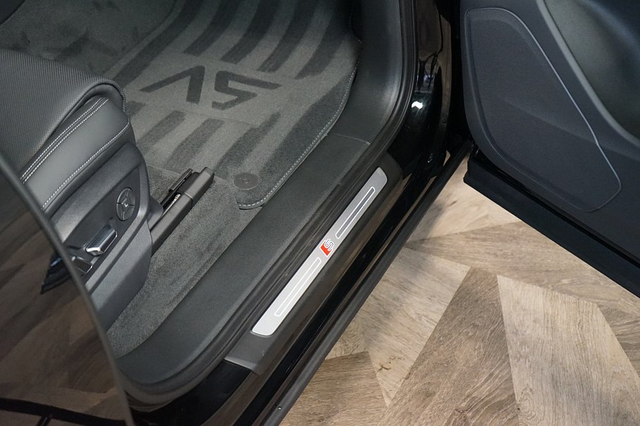Audi Q7 50 TDI quattro