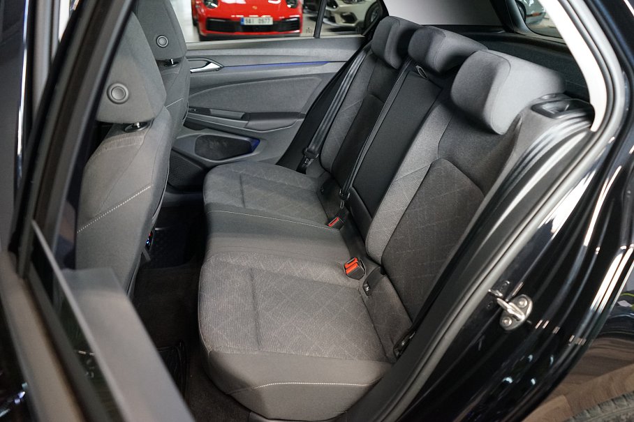Volkswagen Golf 1.5 TSI