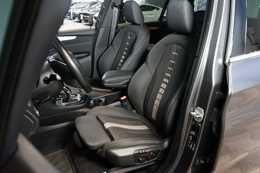 BMW Řada 2 218d xDrive Gran Tourer