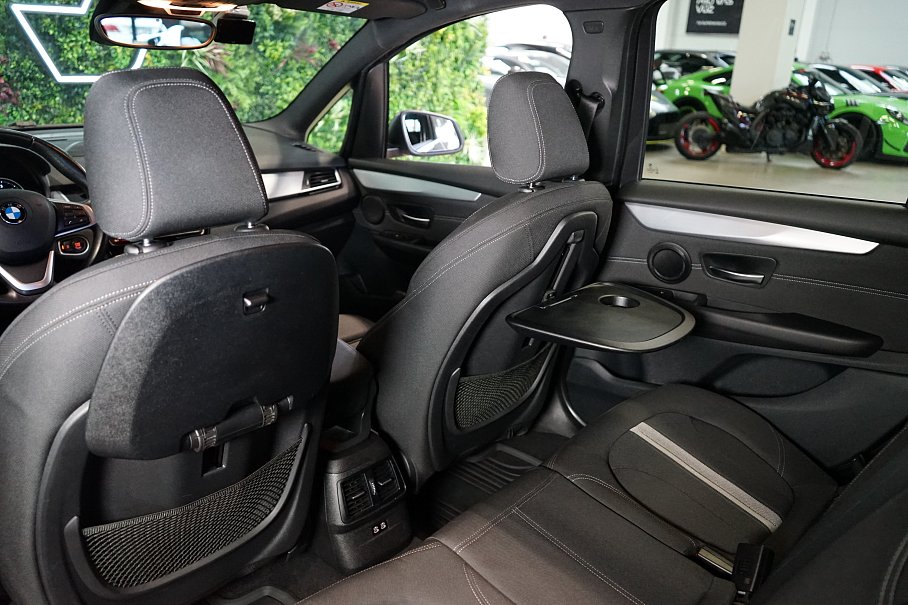 BMW Řada 2 218d xDrive Gran Tourer