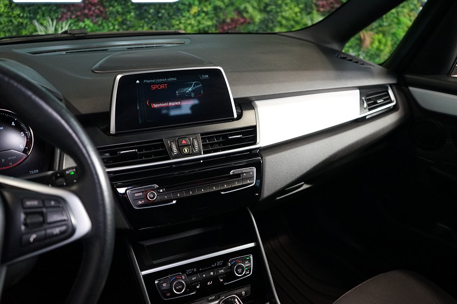 BMW Řada 2 218d xDrive Gran Tourer
