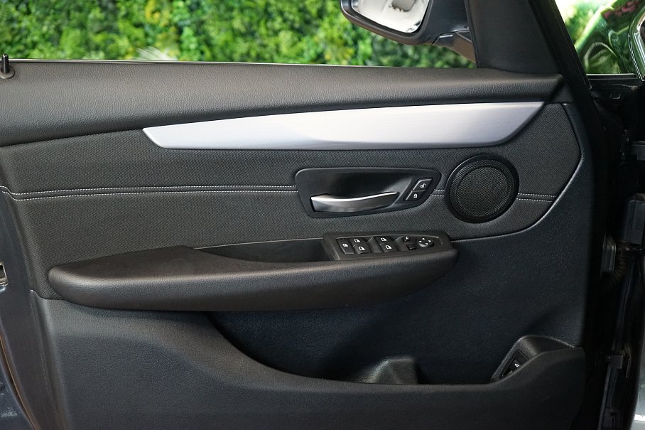 BMW Řada 2 218d xDrive Gran Tourer