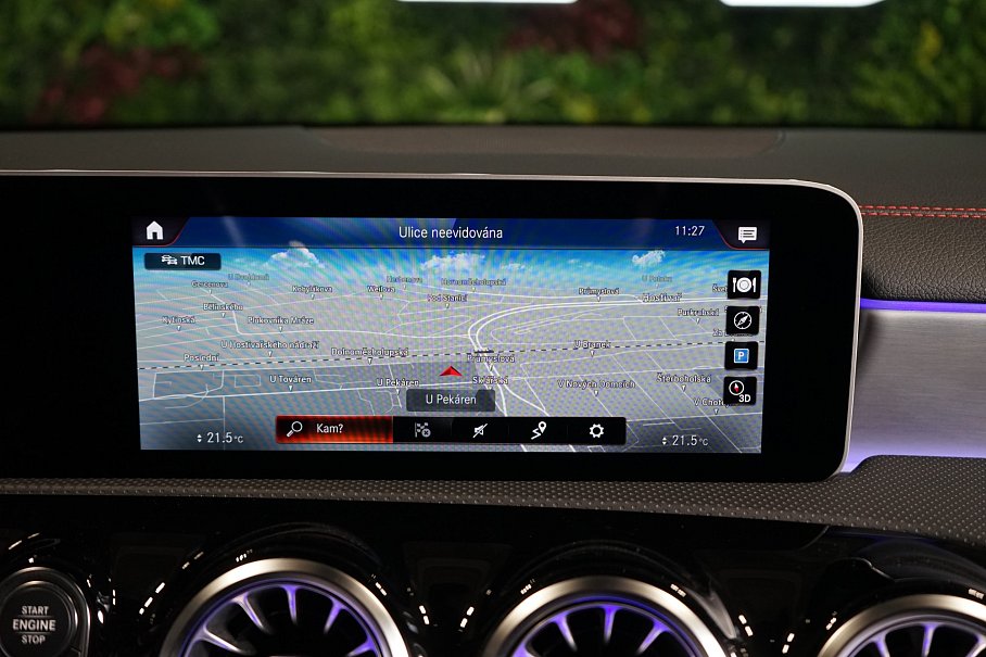 Mercedes-Benz CLA 180