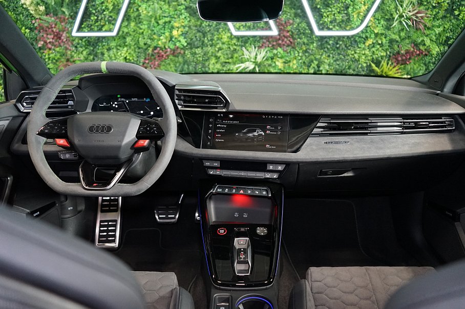 Audi RS 3 Limousine 2.5 TFSI quattro