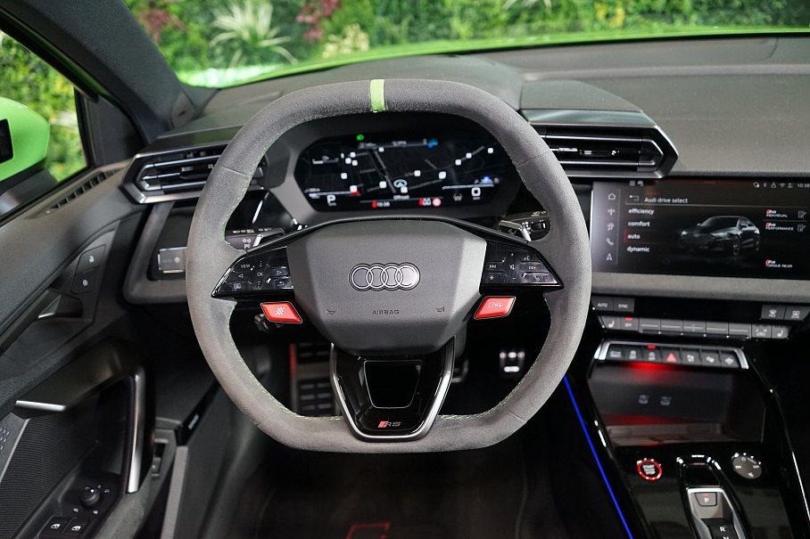 Audi RS 3 Limousine 2.5 TFSI quattro
