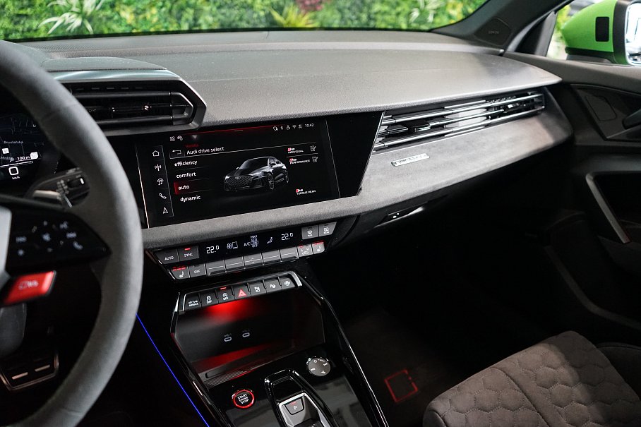 Audi RS 3 Limousine 2.5 TFSI quattro