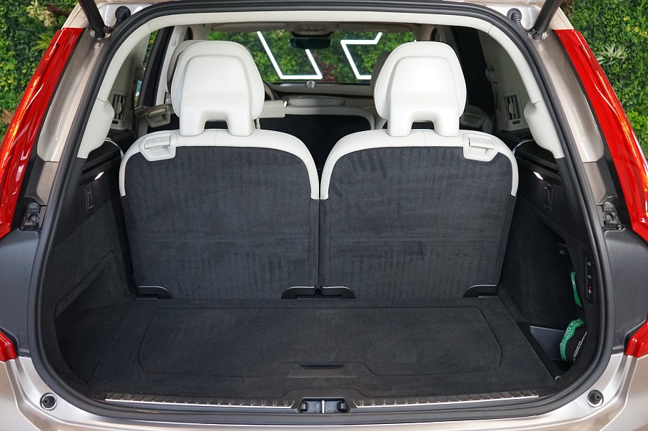 Volvo XC90 T8 AWD Recharge