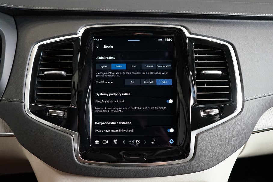 Volvo XC90 T8 AWD Recharge