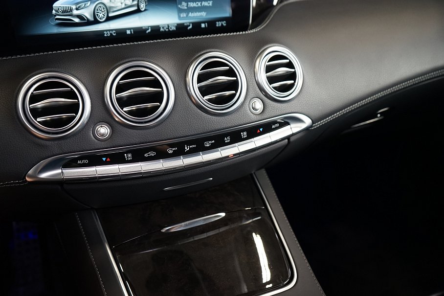 Mercedes-Benz Třída S 63 AMG 4Matic+ Coupé