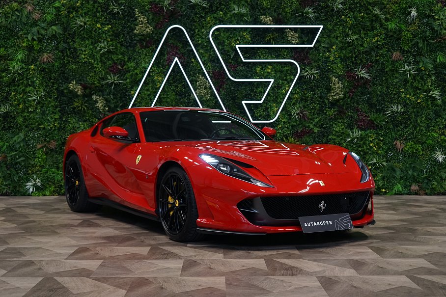 Ferrari 812 Superfast 