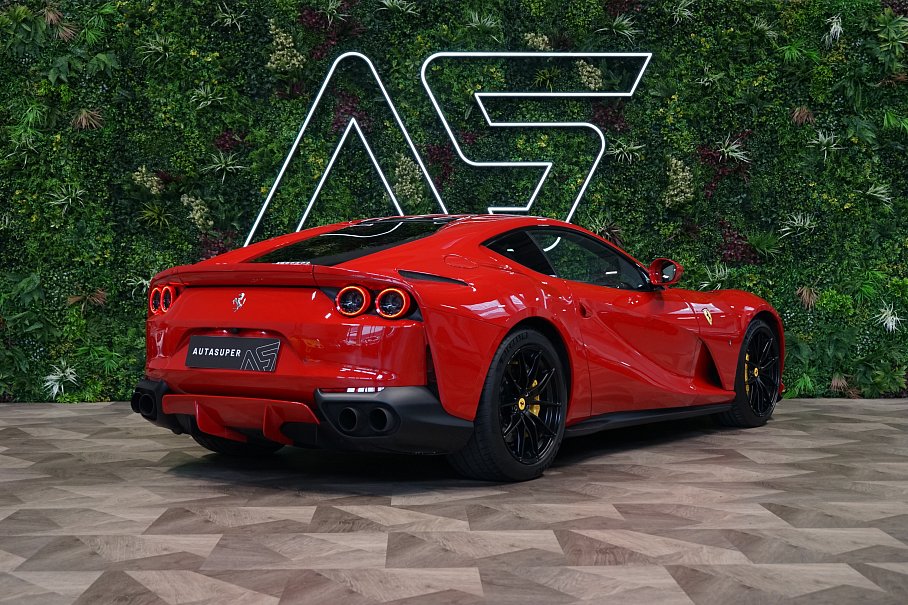 Ferrari 812 Superfast 