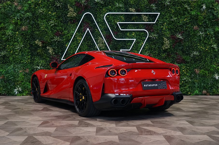 Ferrari 812 Superfast 