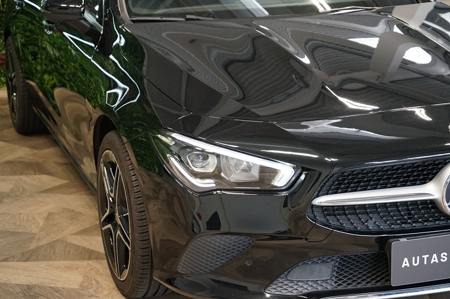 Mercedes-Benz CLA 200 Shooting brake