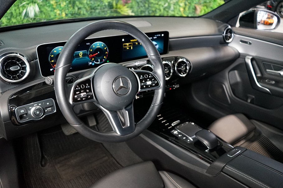 Mercedes-Benz CLA 200 Shooting brake