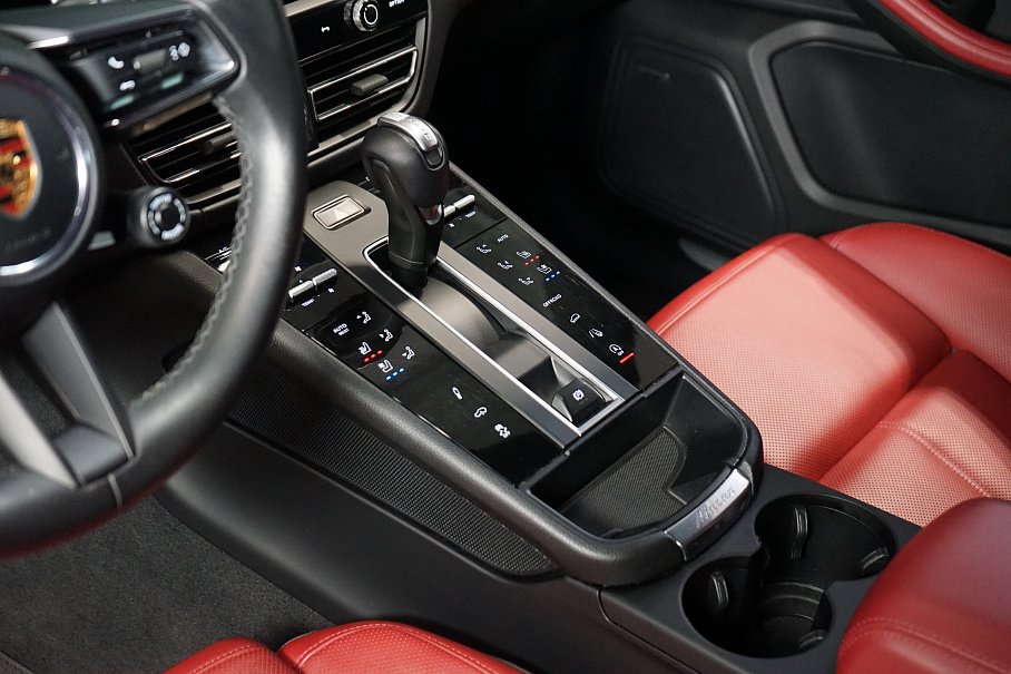 Porsche Macan S