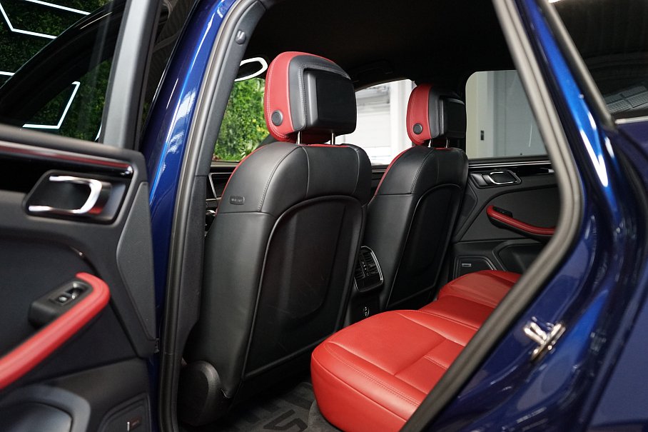 Porsche Macan S