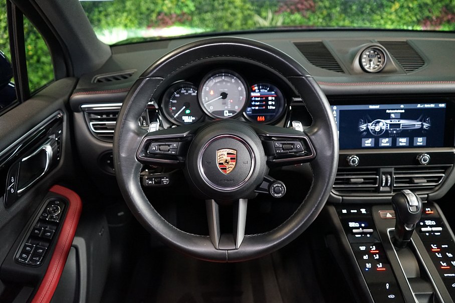 Porsche Macan S