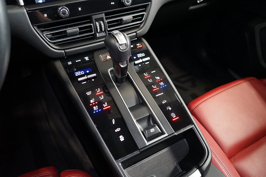 Porsche Macan S