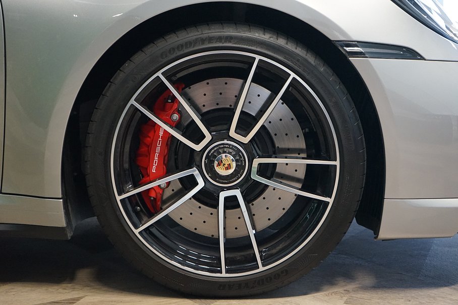 Porsche 911 992 Turbo Cabriolet