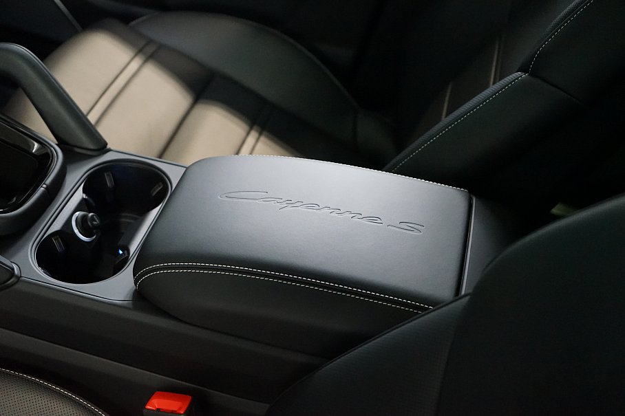 Porsche Cayenne S