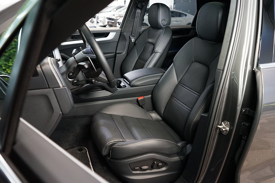Porsche Cayenne S