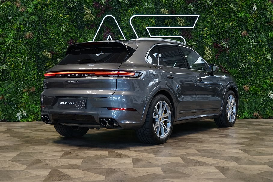 Porsche Cayenne S