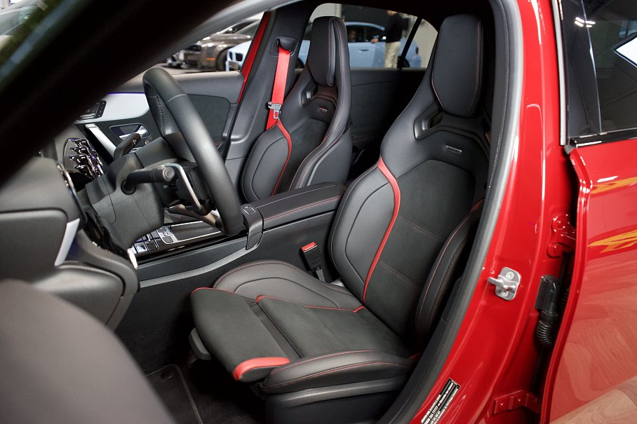 Mercedes-Benz Třída A 35 AMG 4Matic