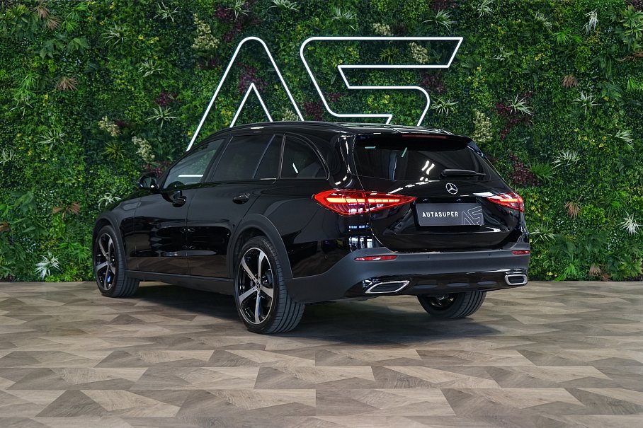 Mercedes-Benz Třída C 220d 4Matic All-Terrain