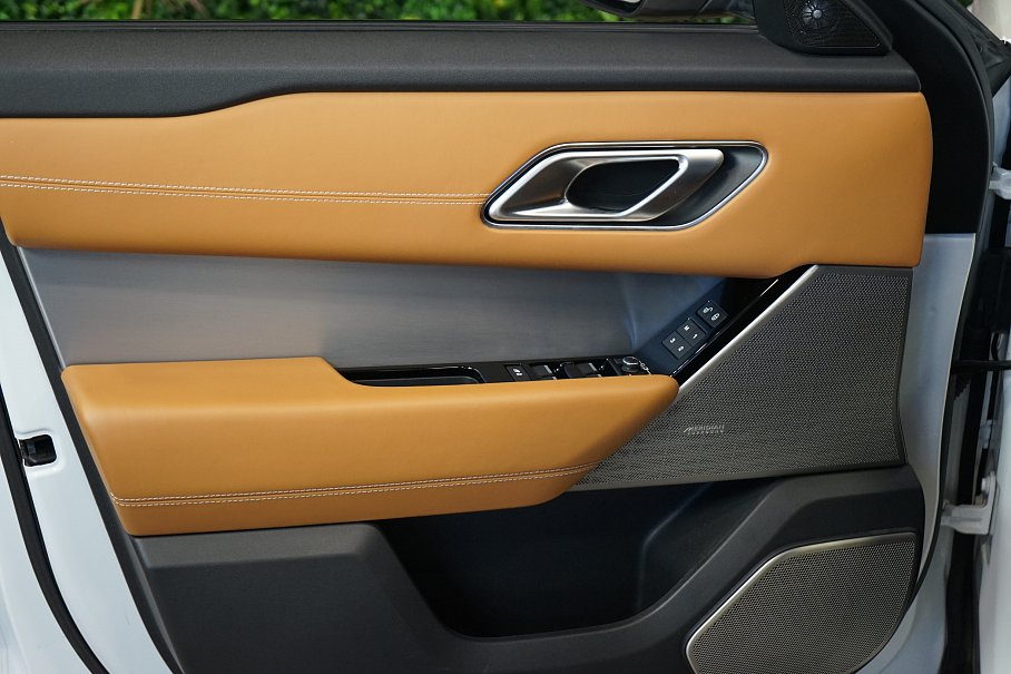 Land Rover Range Rover Velar D300 R-Dynamic HSE