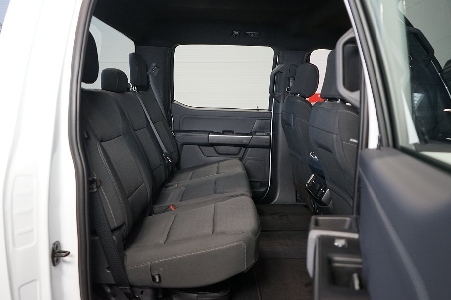 Ford F-150 XLT V8