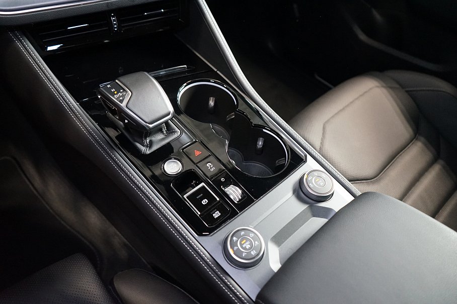 Volkswagen Touareg 3.0 TDI R-Line 4Motion