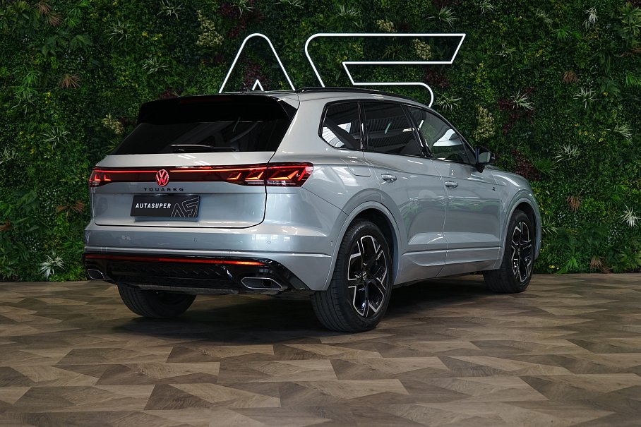 Volkswagen Touareg 3.0 TDI R-Line 4Motion