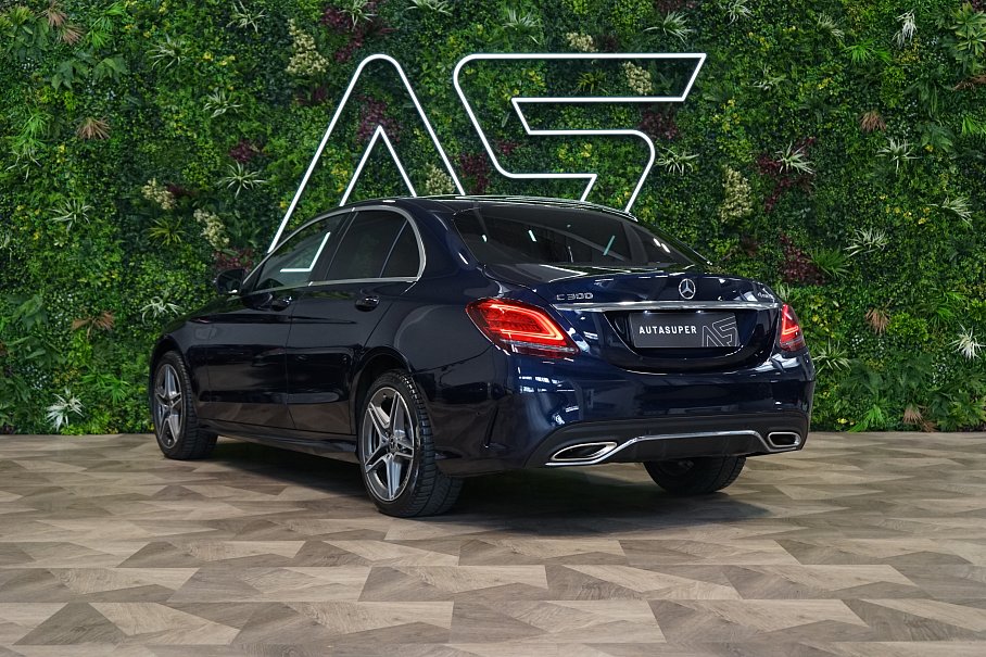 Mercedes-Benz Třída C 300 4Matic