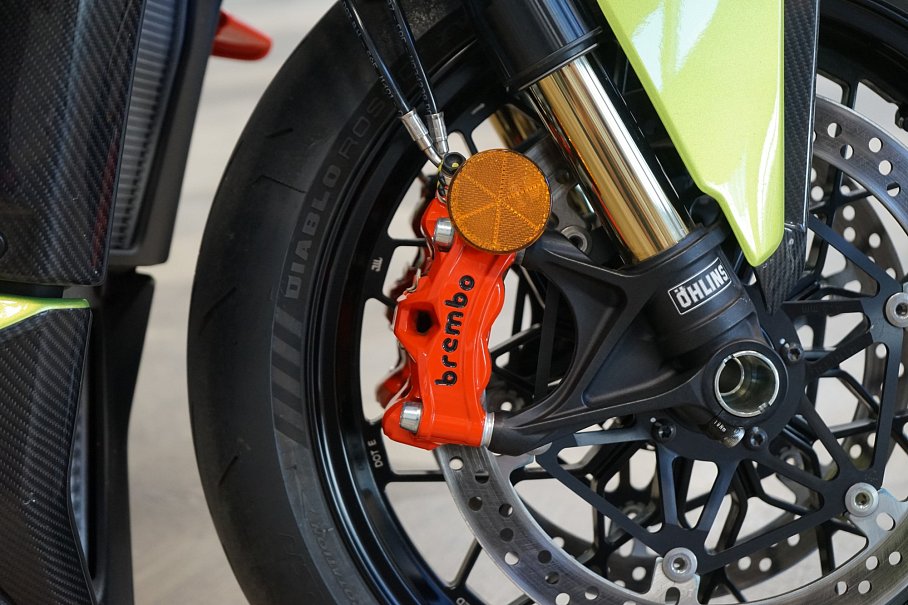 Ducati Streetfighter V4 Edition Lamborghini STO