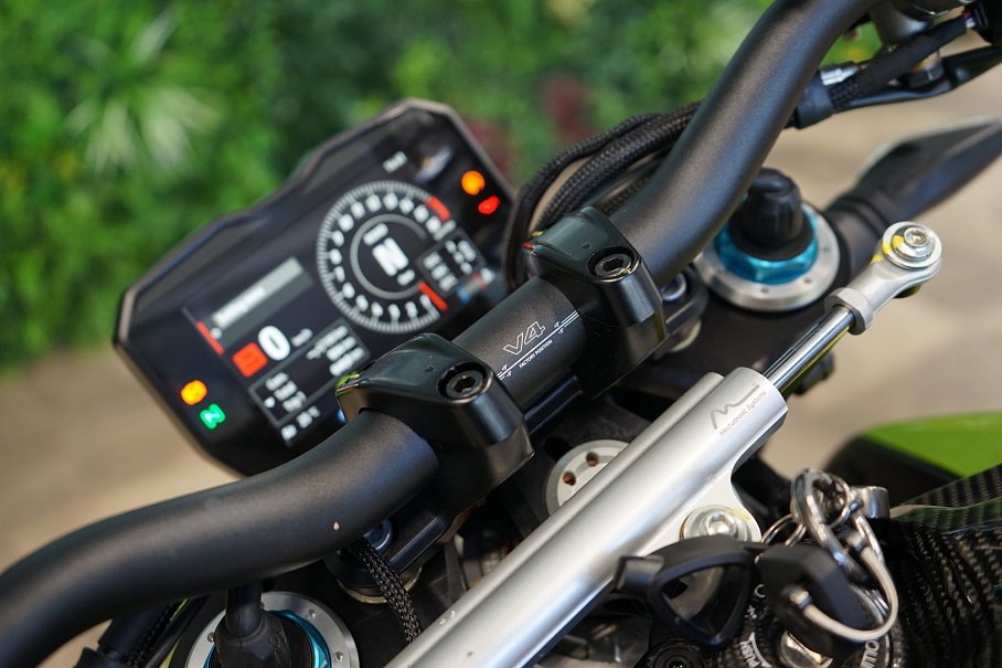 Ducati Streetfighter V4 Edition Lamborghini STO