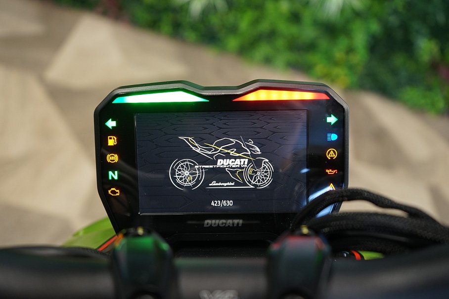 Ducati Streetfighter V4 Edition Lamborghini STO