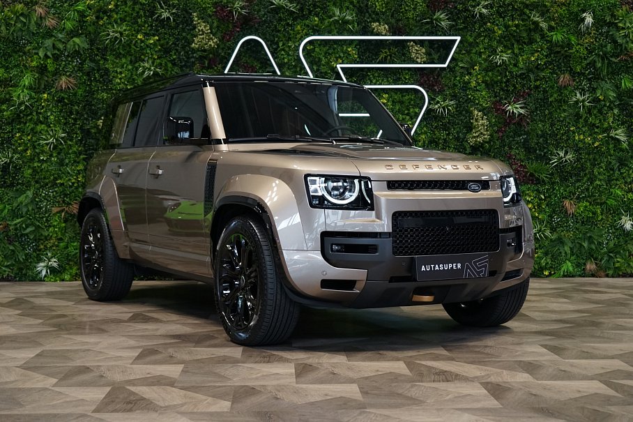 Land Rover Defender OCTA