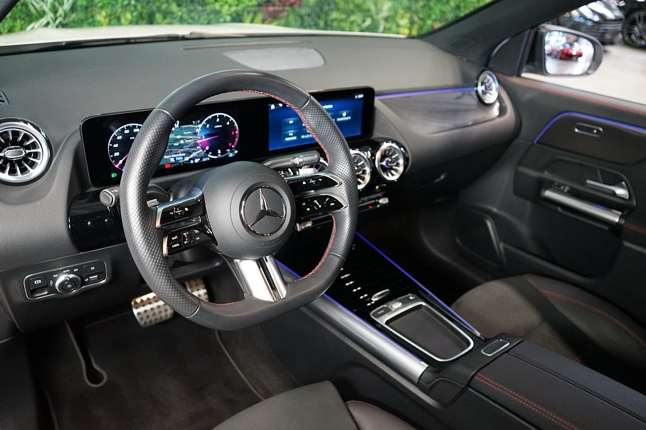 Mercedes-Benz GLA 200d 4Matic