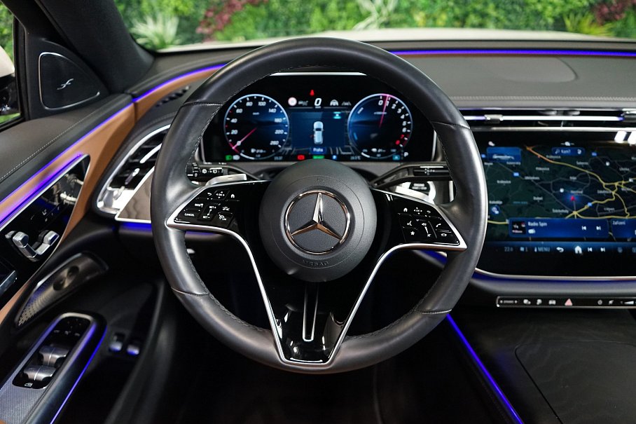 Mercedes-Benz Třída E 300e Wagon