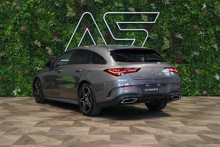 Mercedes-Benz CLA 220d Shooting brake