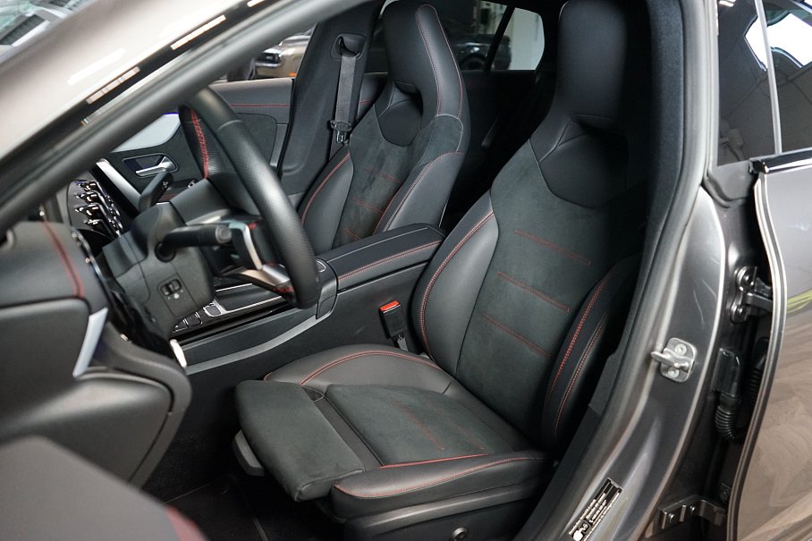 Mercedes-Benz CLA 220d Shooting brake